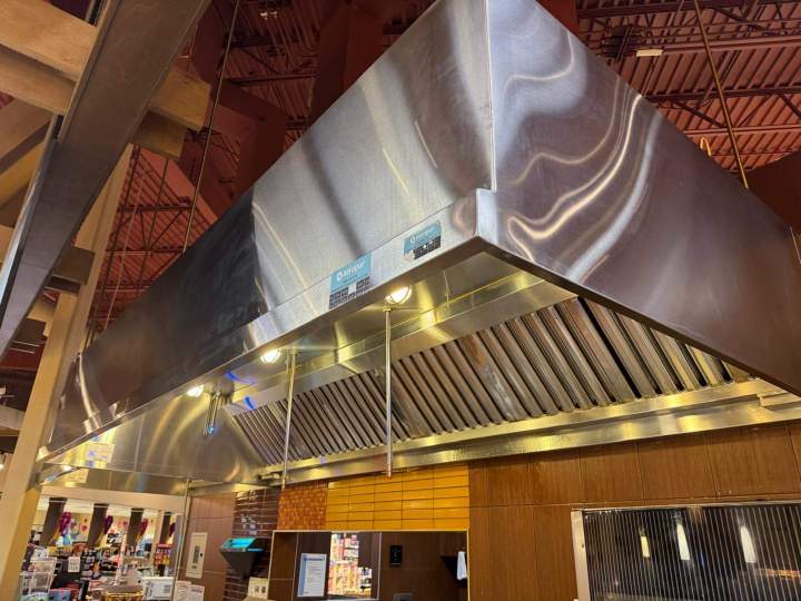 Nettoyage hotte de cuisine professionnelle Québec