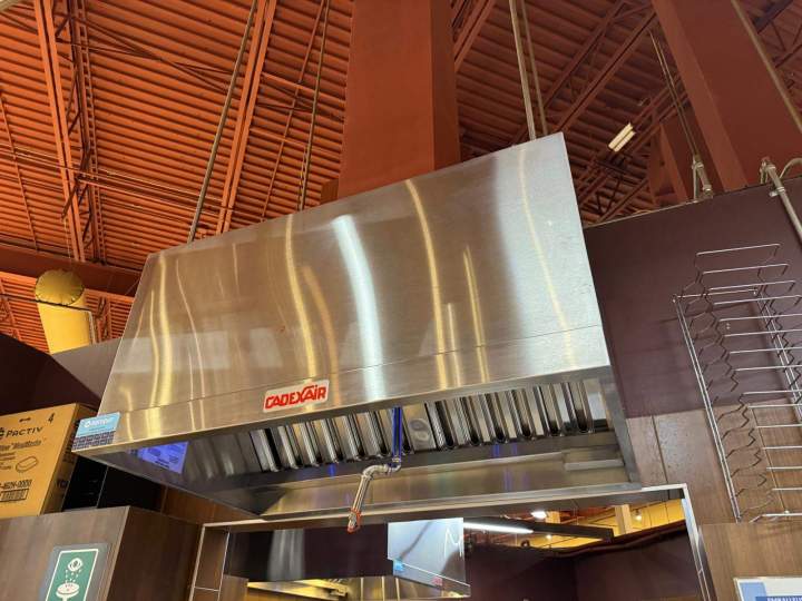 Nettoyage hotte de cuisine professionnelle Québec